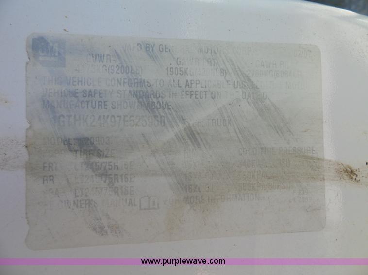 image for item K1699 2007 GMC Sierra 2500HD pickup truck