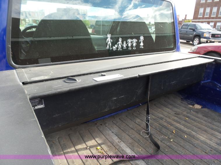 image for item K1978 2003 Ford Ranger pickup truck