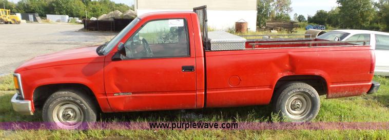 image for item K1979 1994 Chevrolet 1500 pickup truck