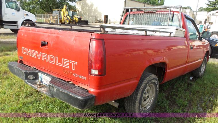 image for item K1979 1994 Chevrolet 1500 pickup truck