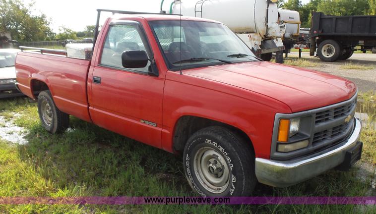 image for item K1979 1994 Chevrolet 1500 pickup truck