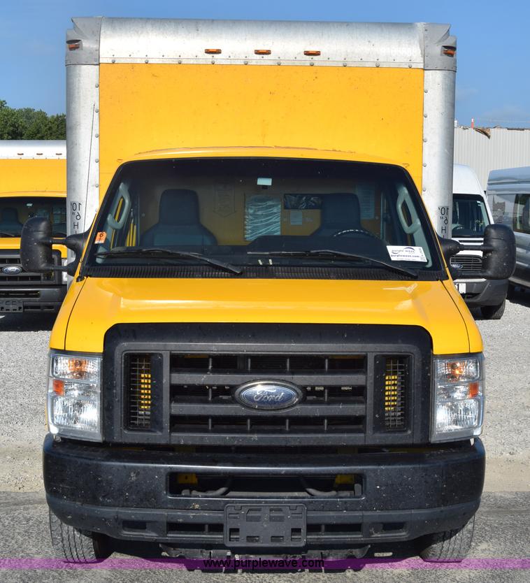 image for item K2838 2012 Ford E350 Super Duty box truck
