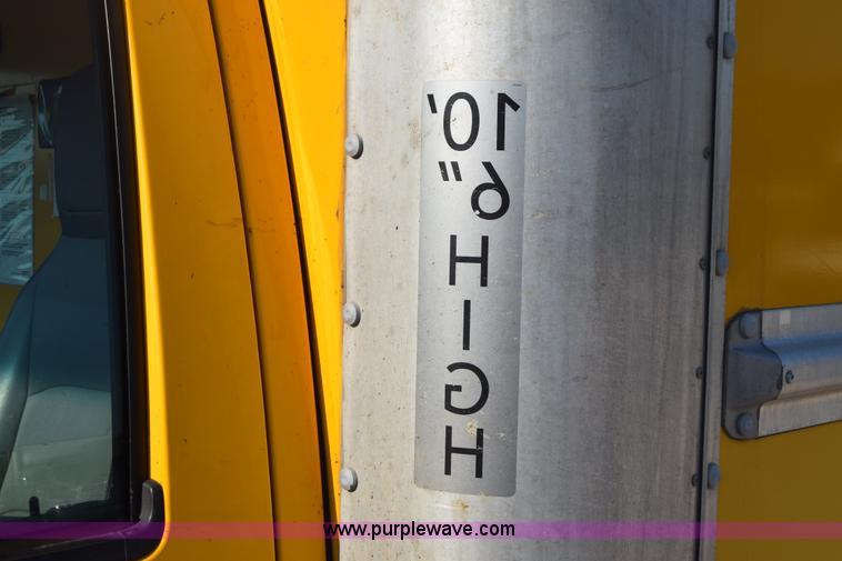 image for item K2838 2012 Ford E350 Super Duty box truck