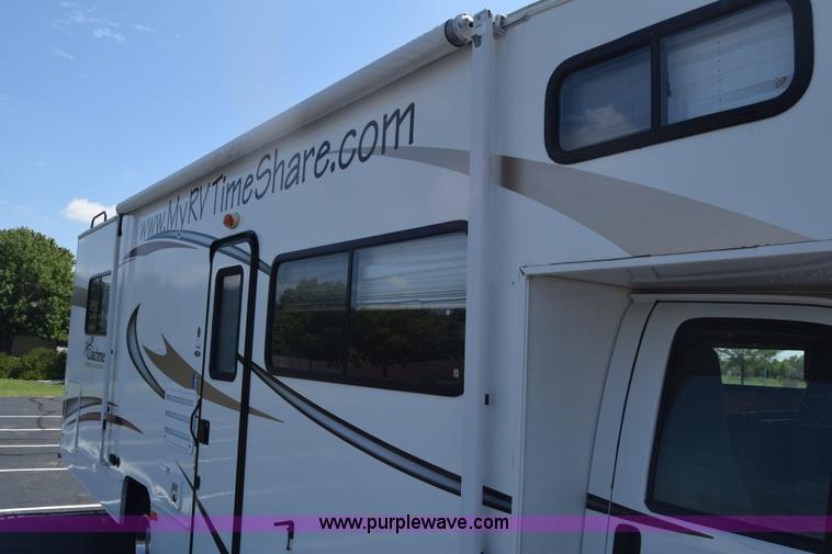 image for item K2841 2014 Chevrolet Express G4500 Coachman Freelander RV