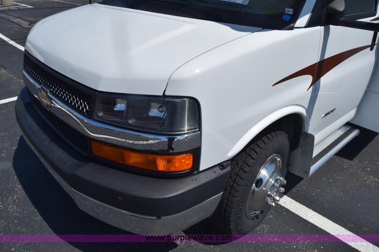 image for item K2841 2014 Chevrolet Express G4500 Coachman Freelander RV