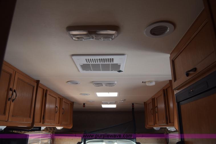 image for item K2841 2014 Chevrolet Express G4500 Coachman Freelander RV