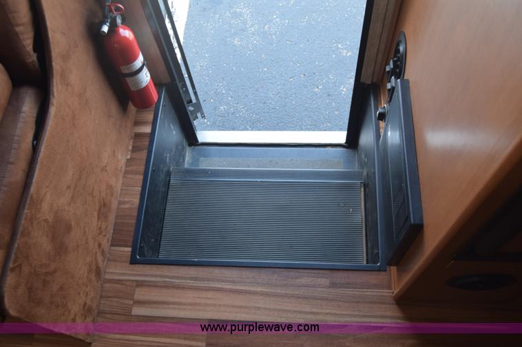 image for item K2841 2014 Chevrolet Express G4500 Coachman Freelander RV