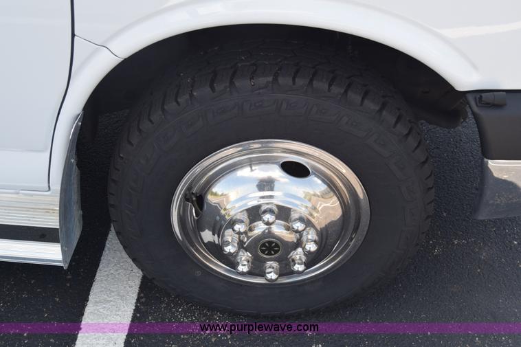 image for item K2841 2014 Chevrolet Express G4500 Coachman Freelander RV