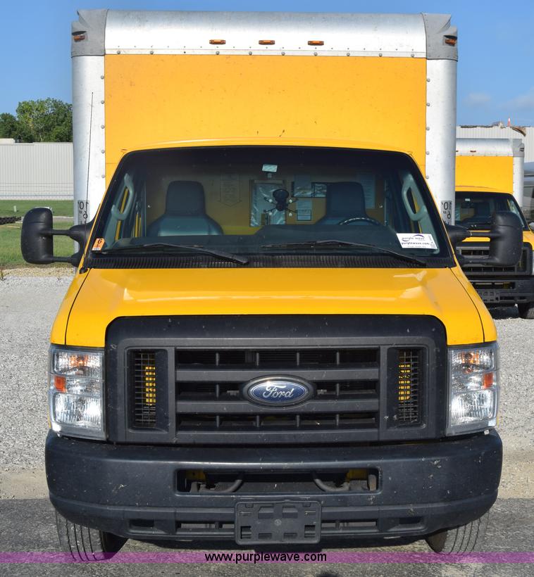 image for item K2842 2012 Ford E350 Super Duty box truck