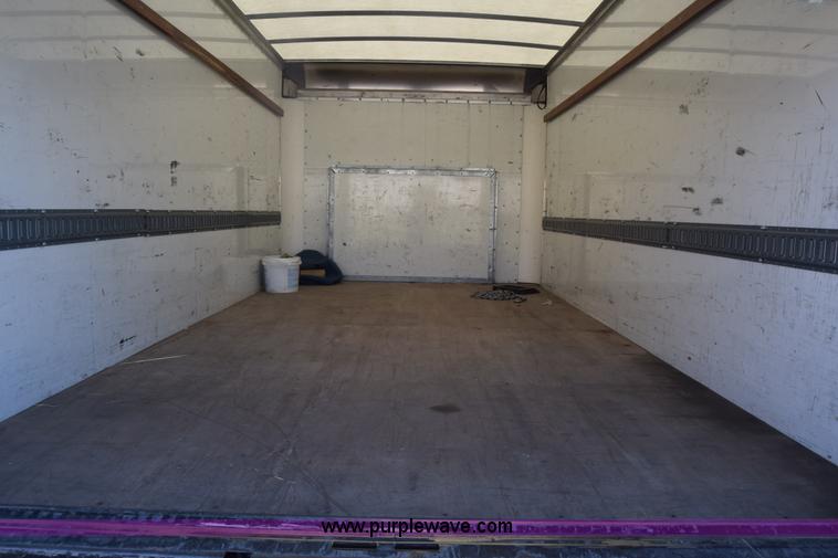 image for item K2842 2012 Ford E350 Super Duty box truck