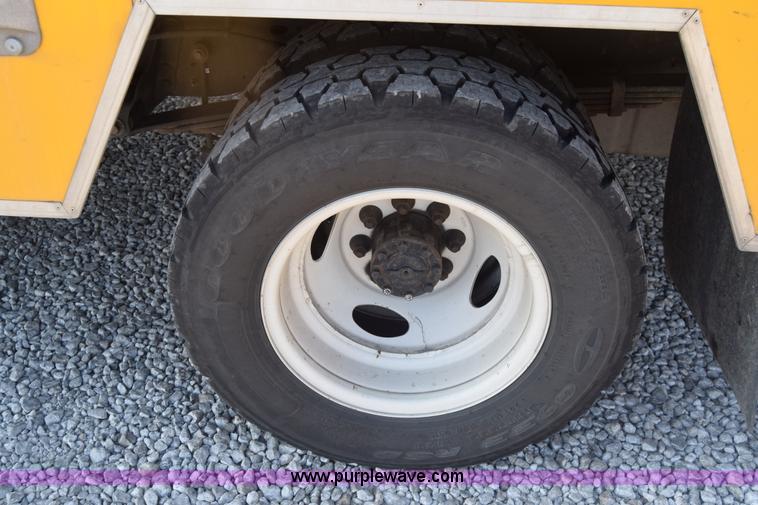 image for item K2842 2012 Ford E350 Super Duty box truck