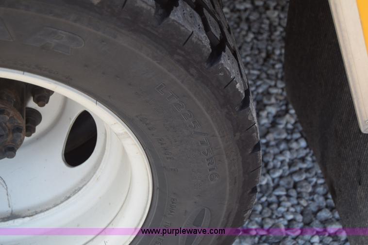 image for item K2842 2012 Ford E350 Super Duty box truck