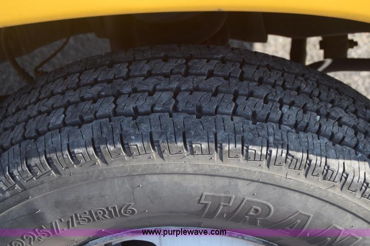 image for item K2842 2012 Ford E350 Super Duty box truck