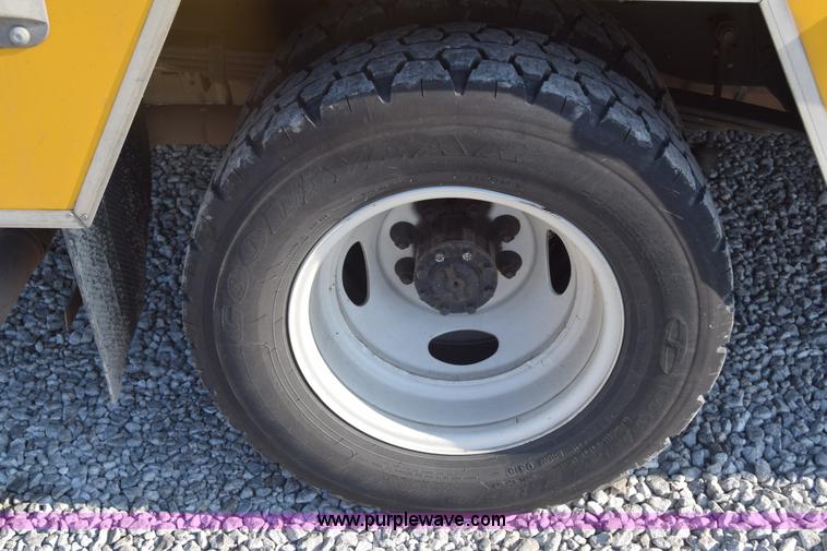 image for item K2842 2012 Ford E350 Super Duty box truck