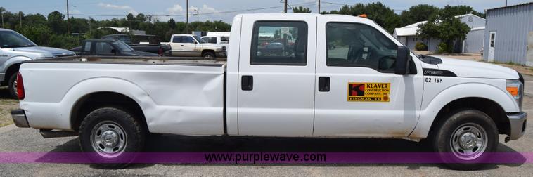 image for item K2928 2011 Ford F250 Super Duty Crew Cab pickup truck