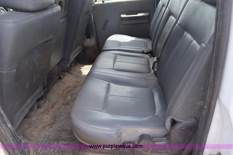 image for item K2928 2011 Ford F250 Super Duty Crew Cab pickup truck