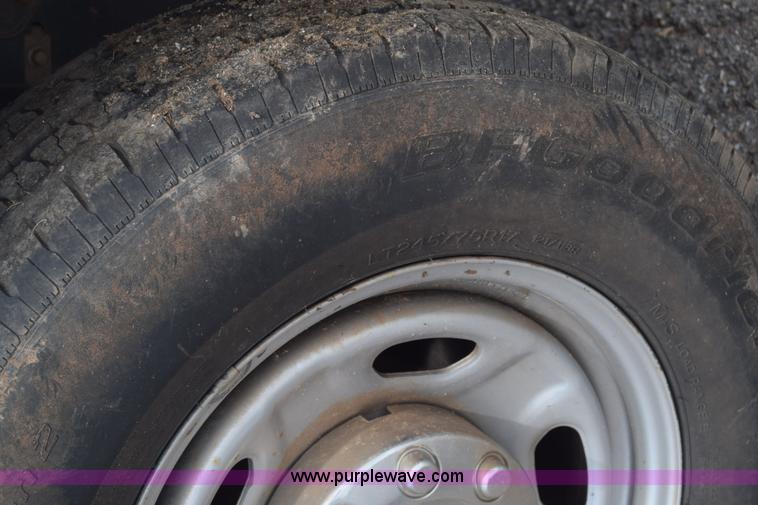 image for item K2928 2011 Ford F250 Super Duty Crew Cab pickup truck