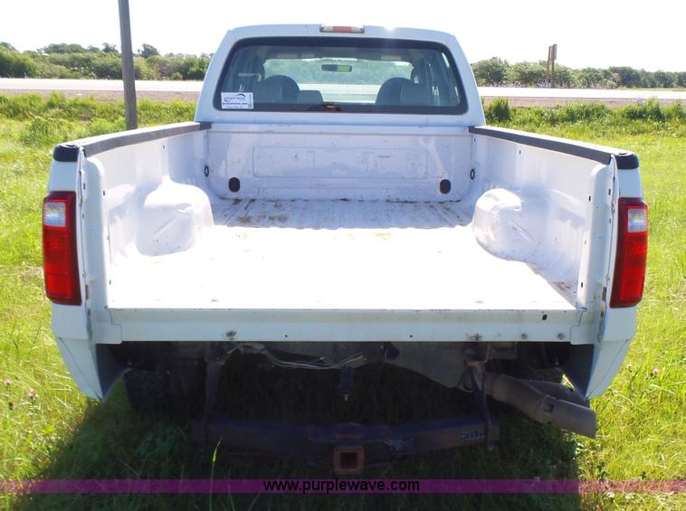 image for item K3152 2008 Ford F250 Super Duty Crew Cab pickup truck