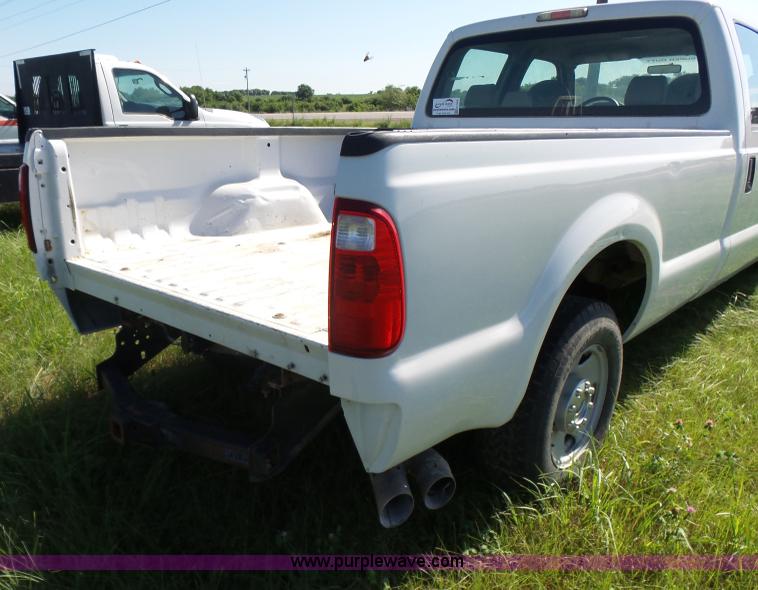 image for item K3152 2008 Ford F250 Super Duty Crew Cab pickup truck