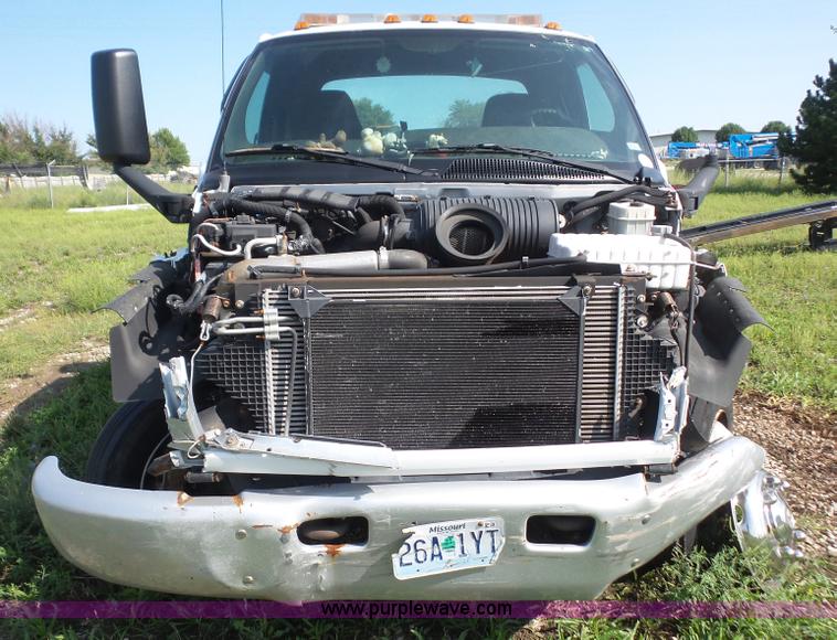 image for item K3597 2007 Chevrolet 5500 wrecker truck