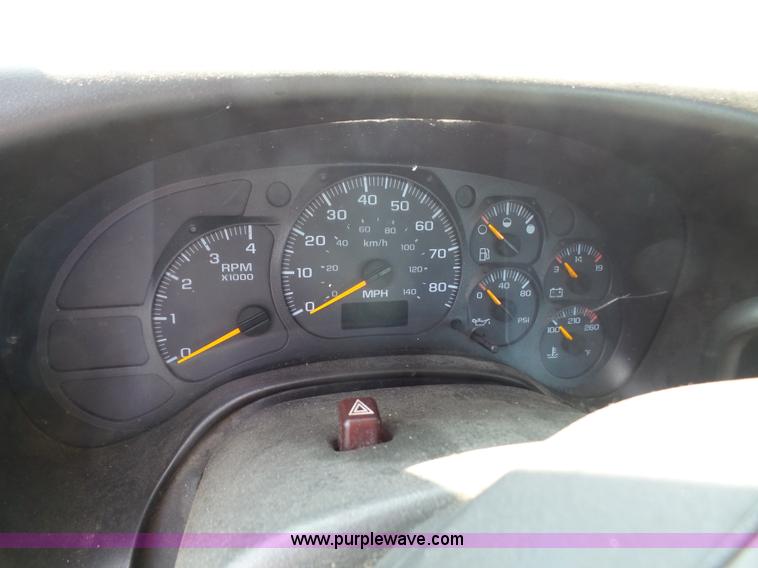 image for item K3597 2007 Chevrolet 5500 wrecker truck