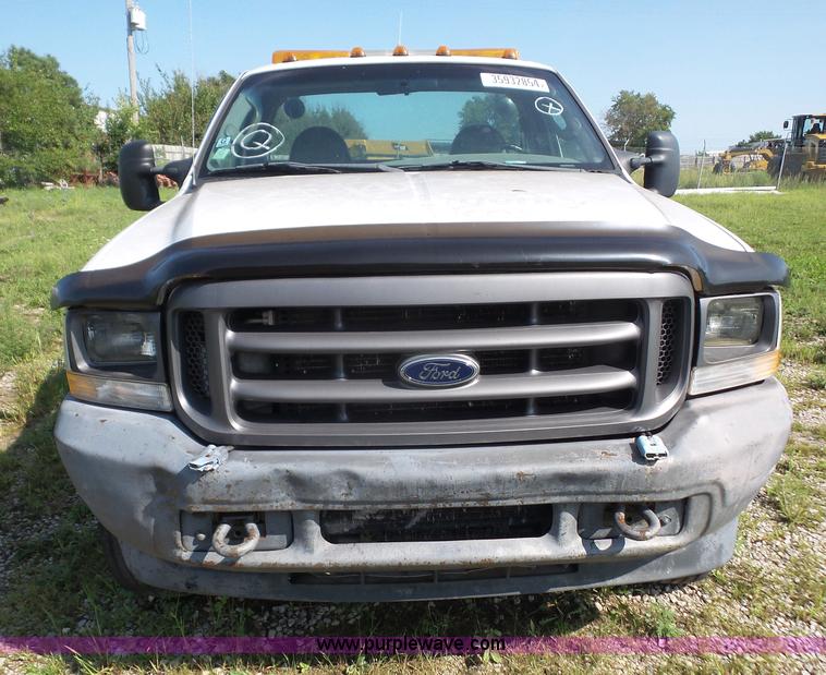 image for item K3598 2004 Ford F550 rollback truck