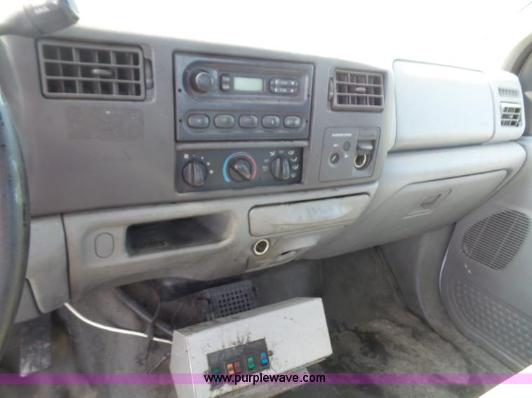 image for item K3598 2004 Ford F550 rollback truck