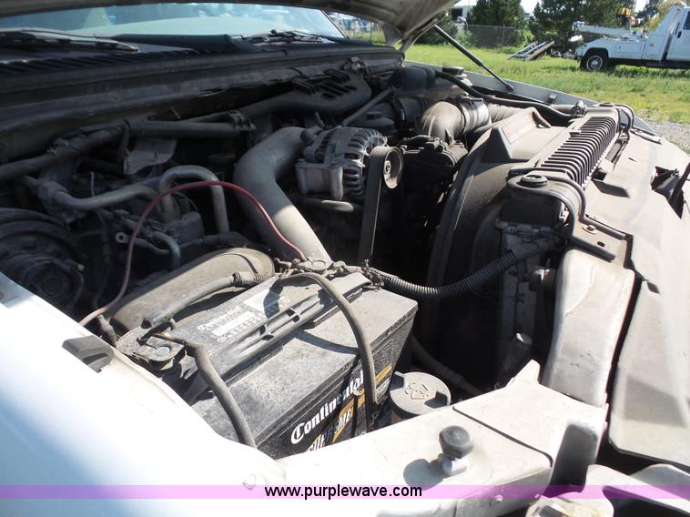 image for item K3598 2004 Ford F550 rollback truck