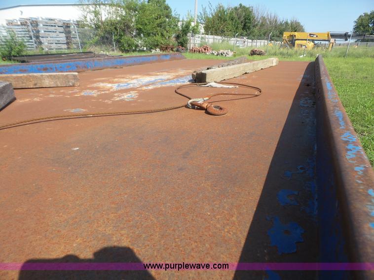 image for item K3598 2004 Ford F550 rollback truck