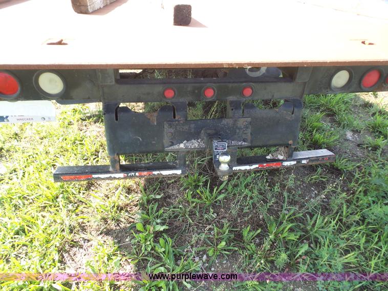 image for item K3598 2004 Ford F550 rollback truck