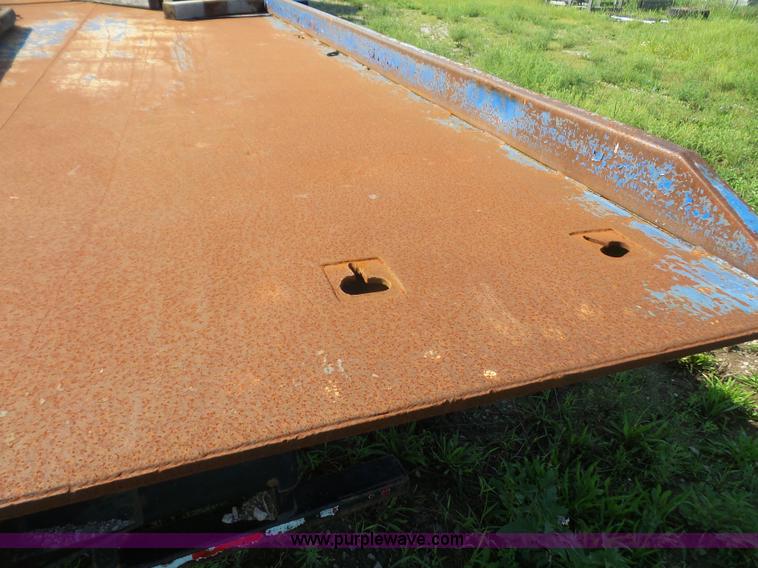 image for item K3598 2004 Ford F550 rollback truck