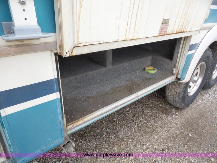 image for item K3612 1994 Fleetwood Westport camper