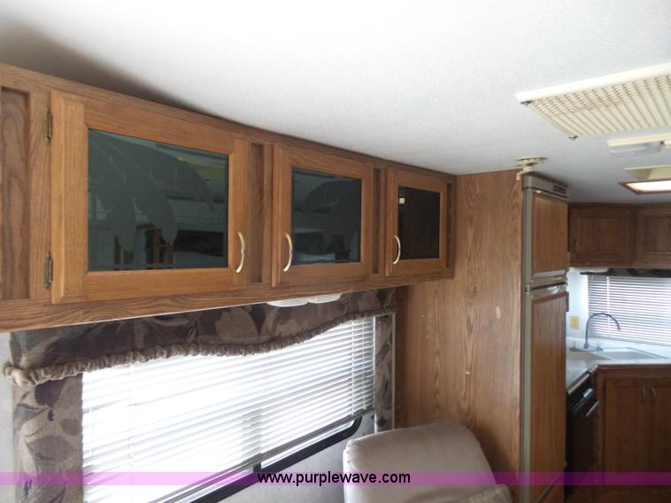 image for item K3612 1994 Fleetwood Westport camper