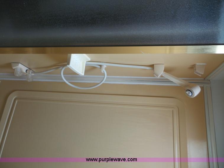 image for item K3612 1994 Fleetwood Westport camper