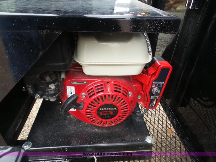 image for item K3618 2015 Titan dump trailer