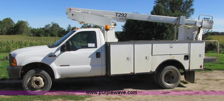 image for item K4204 1999 Ford F450 Super Duty bucket truck