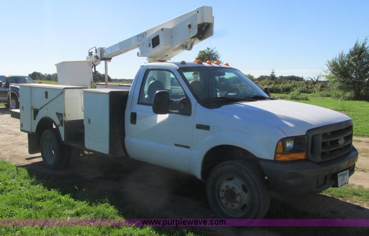 image for item K4204 1999 Ford F450 Super Duty bucket truck