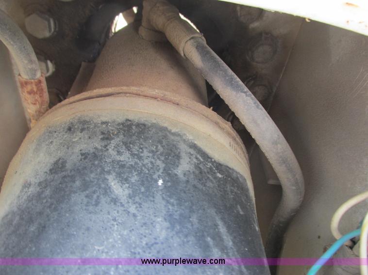 image for item K4204 1999 Ford F450 Super Duty bucket truck