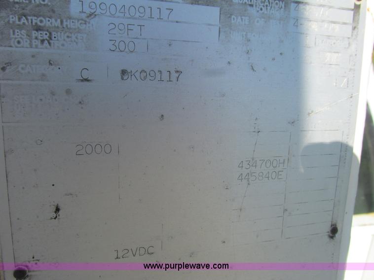 image for item K4204 1999 Ford F450 Super Duty bucket truck