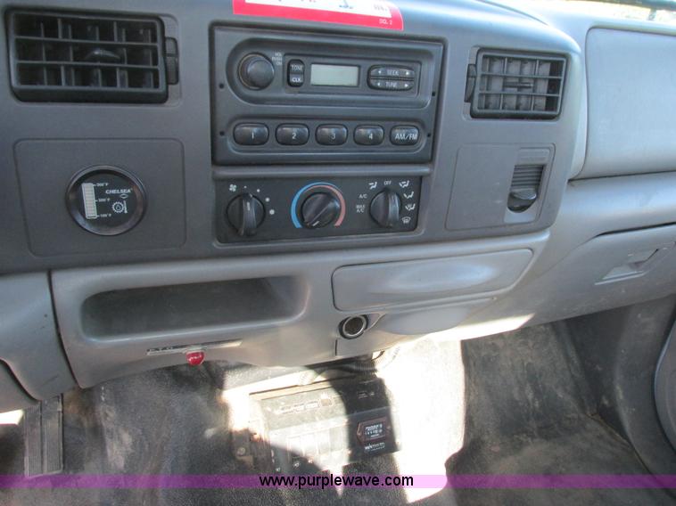 image for item K4204 1999 Ford F450 Super Duty bucket truck