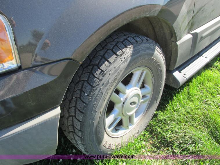 image for item K4205 2006 Ford Expedition SUV