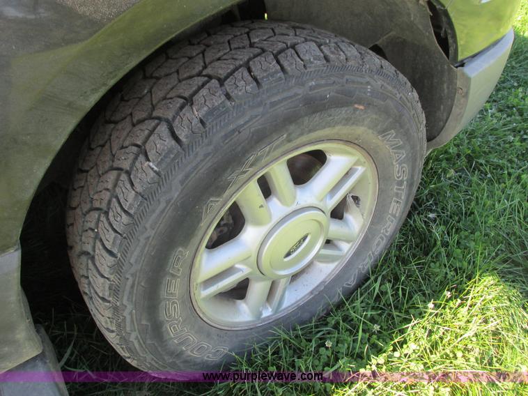 image for item K4205 2006 Ford Expedition SUV
