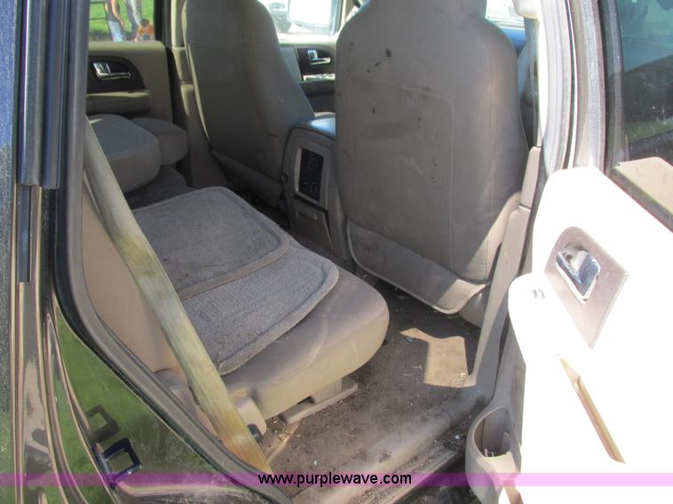 image for item K4205 2006 Ford Expedition SUV