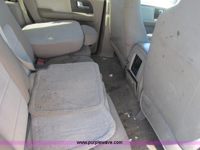 image for item K4205 2006 Ford Expedition SUV