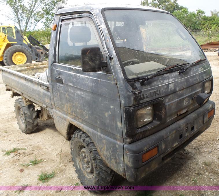 image for item K5699 Suzuki utility vehicle