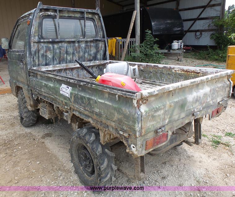 image for item K5699 Suzuki utility vehicle