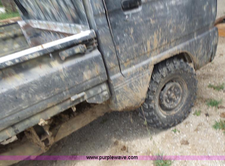 image for item K5699 Suzuki utility vehicle