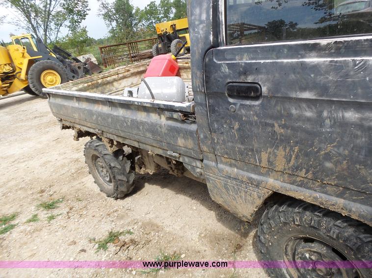 image for item K5699 Suzuki utility vehicle