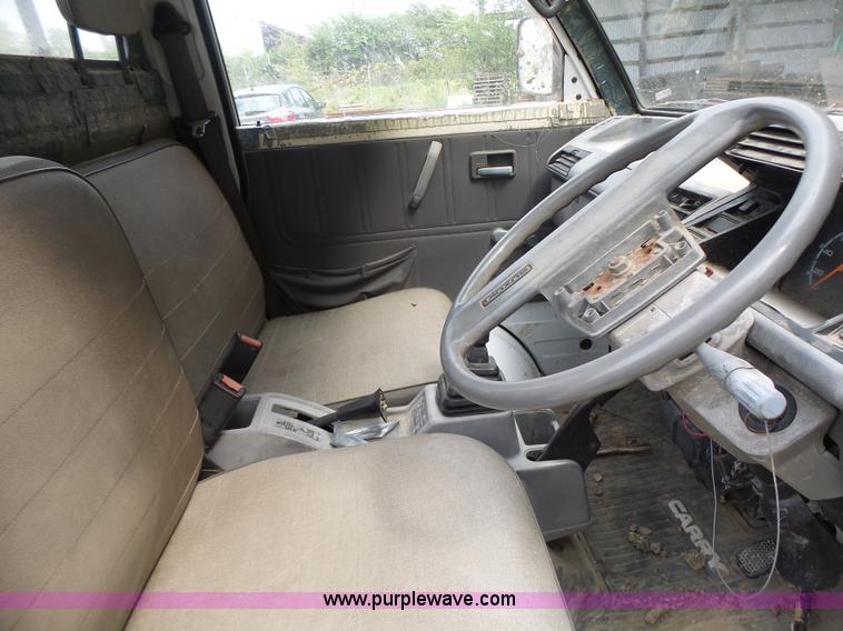 image for item K5699 Suzuki utility vehicle