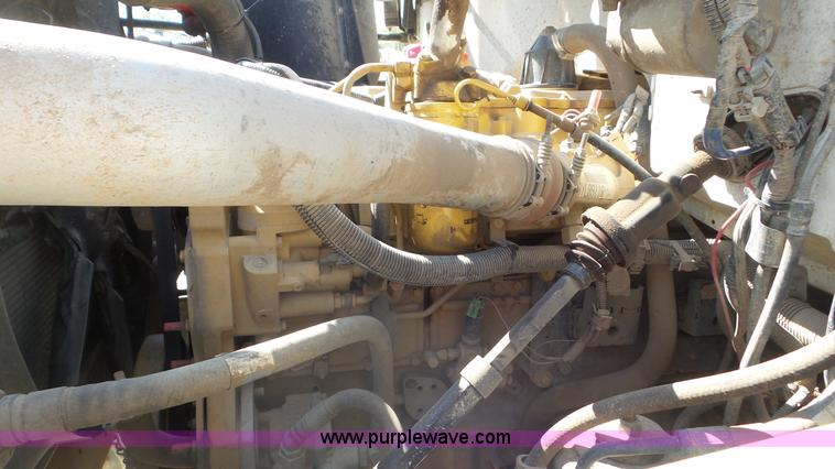 image for item K6757 2001 Chevrolet C7500 propane truck